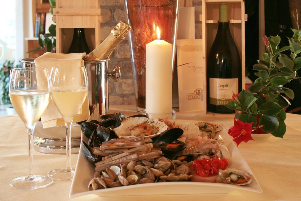 Locanda Al Ponte De Fero 예솔로 외부 사진